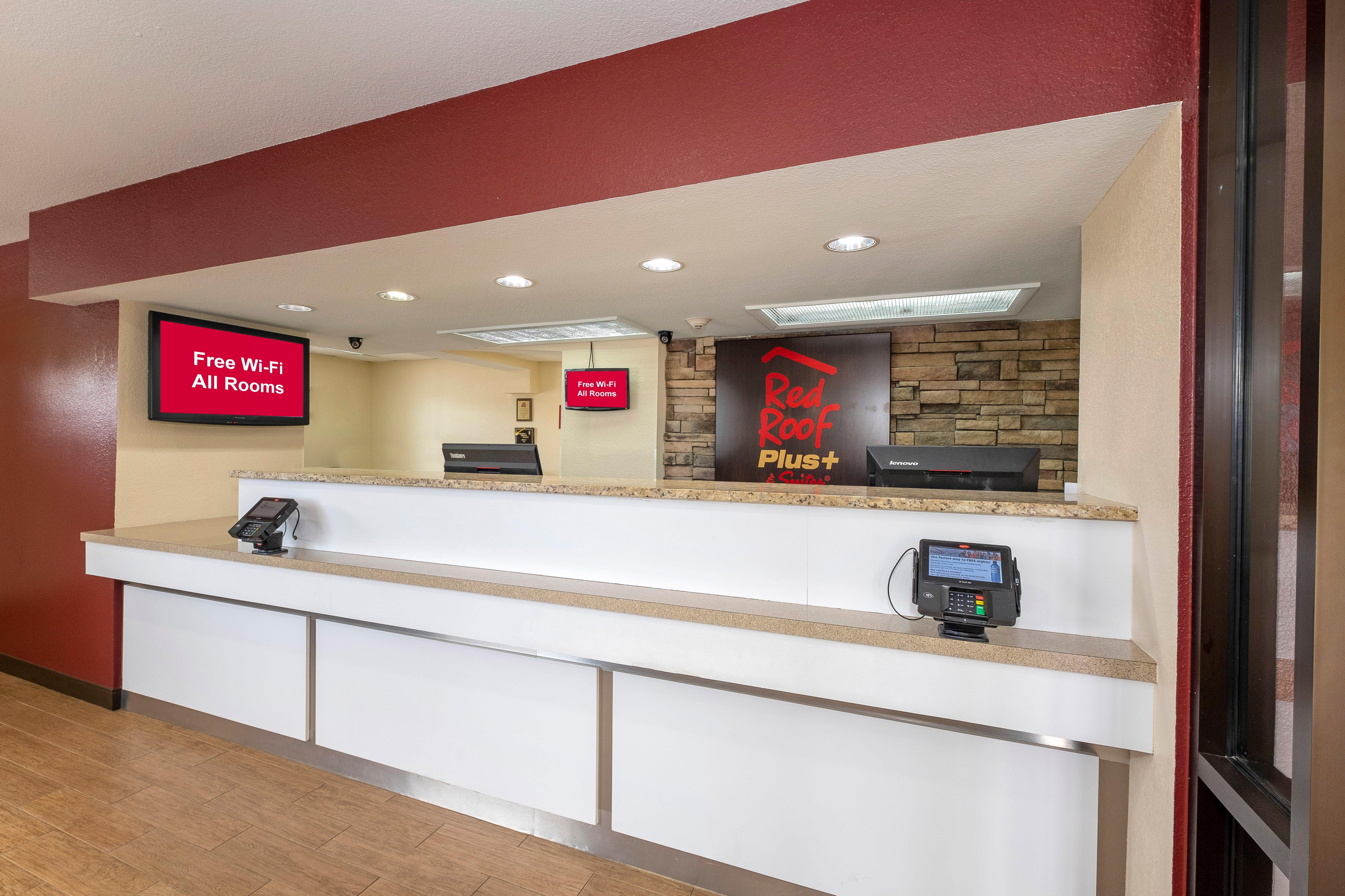 Red Roof Inn Plus+ & Suites Naples Downtown-5Th Ave S Ngoại thất bức ảnh