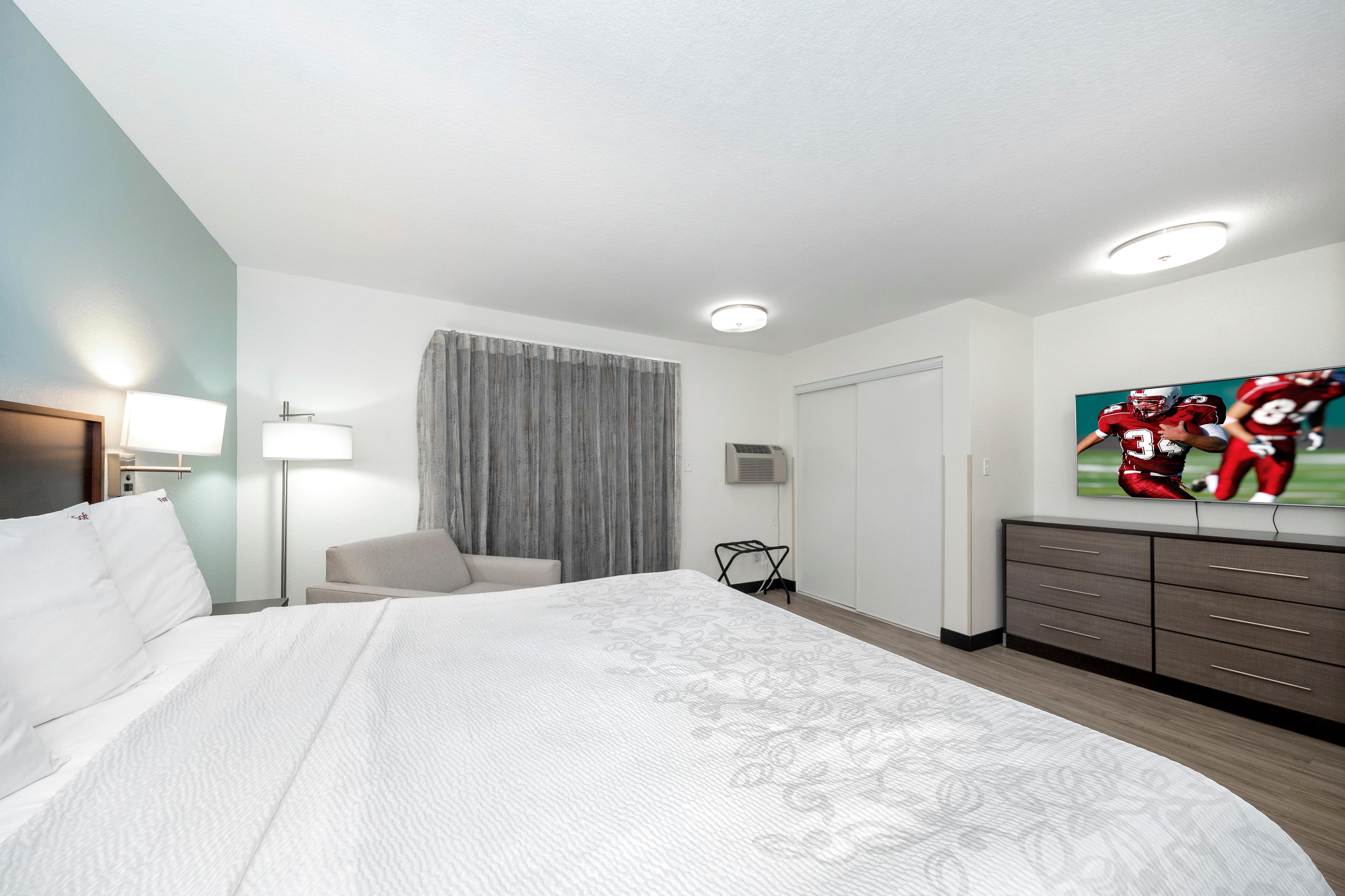 Red Roof Inn Plus+ & Suites Naples Downtown-5Th Ave S Ngoại thất bức ảnh