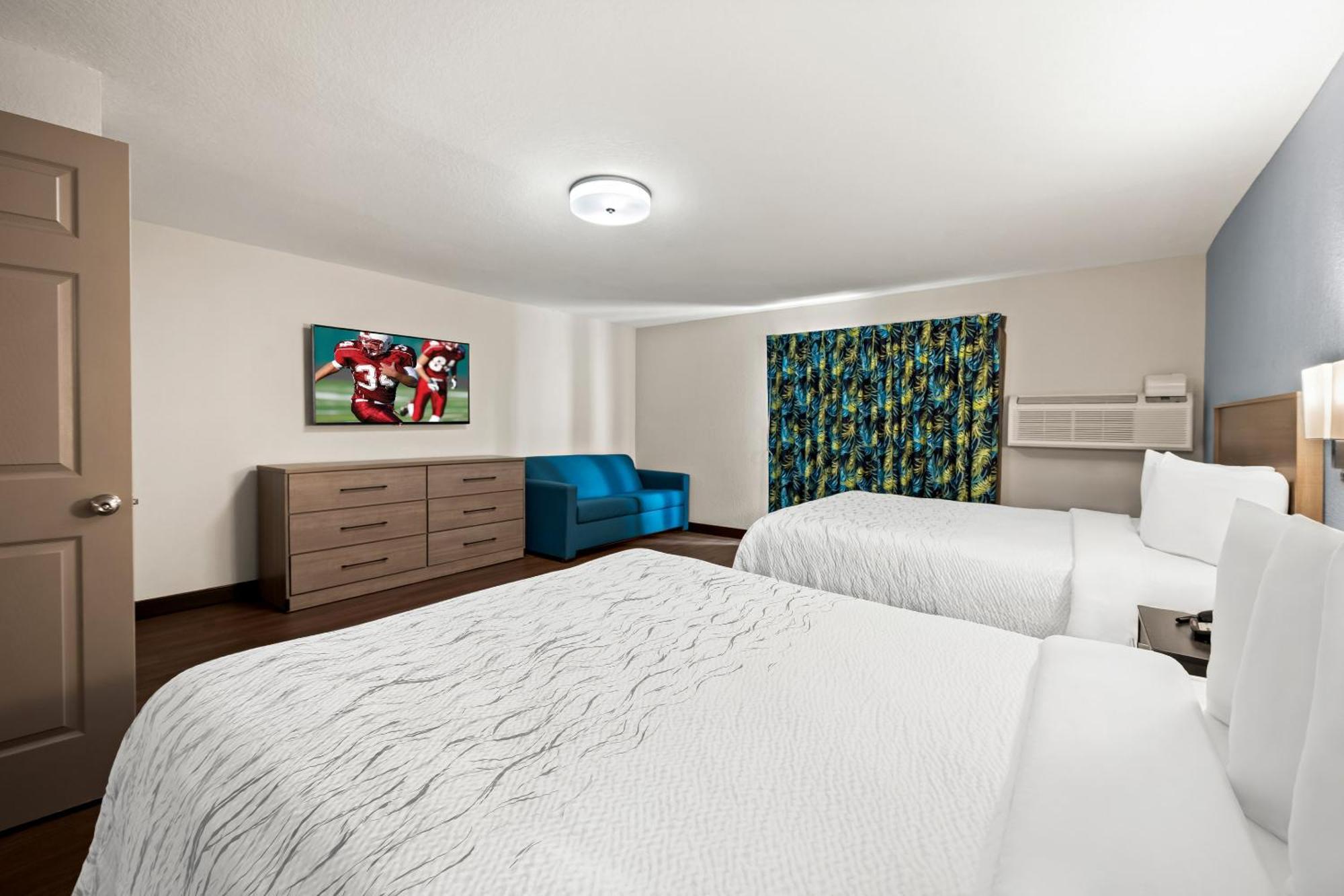 Red Roof Inn Plus+ & Suites Naples Downtown-5Th Ave S Ngoại thất bức ảnh