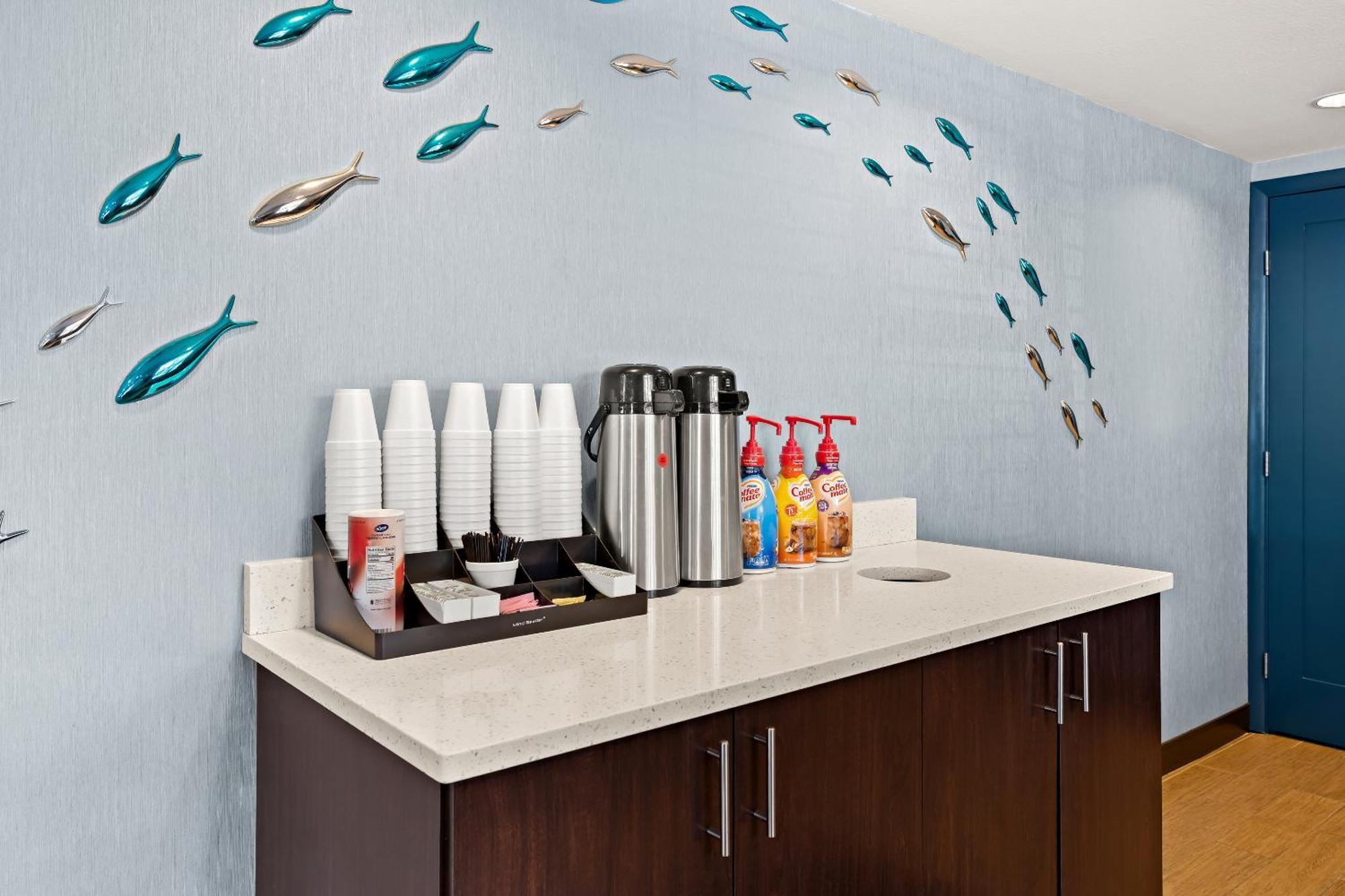 Red Roof Inn Plus+ & Suites Naples Downtown-5Th Ave S Ngoại thất bức ảnh